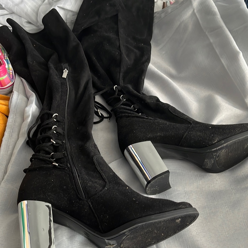 Dress boots